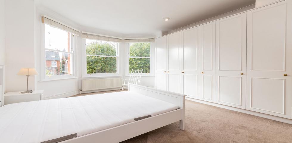 Stunning Sharers Apartment Greencroft Gardens, West Hampstead